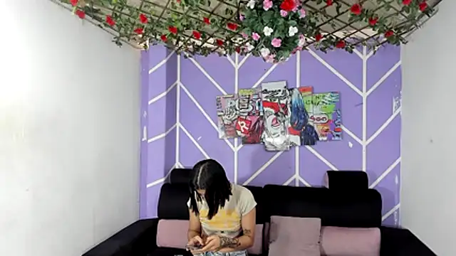 DAHNE HOT  online show from 06/23/26, 01:20