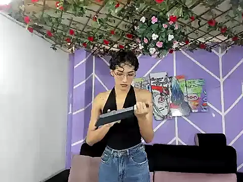 DAHNE HOT  online show from 06/28/26, 12:44