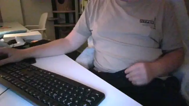 richard9718 online show from 05/09/26, 10:37