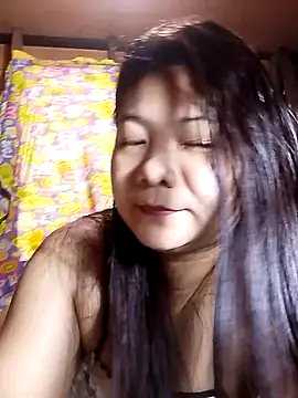 Snapshot of eljhenx chatting on 06/03/26, 03:20 eljhenx online show from 06/03/26, 03:20