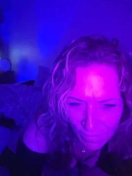 LillyXLust online show from 05/27/26, 07:38