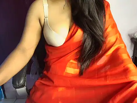 Snapshot of Hotty_Girl147 chatting on 05/06/26, 05:14 Hotty Girl147 online show from 05/06/26, 05:14