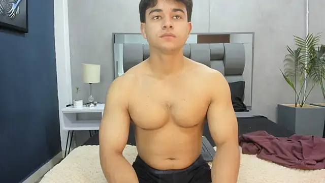Charlie   Musk online show from 06/03/26, 11:35