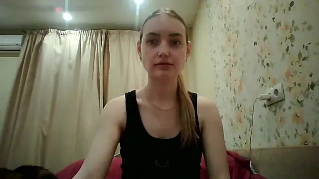 Lisanta online show from 04/26/26, 06:16