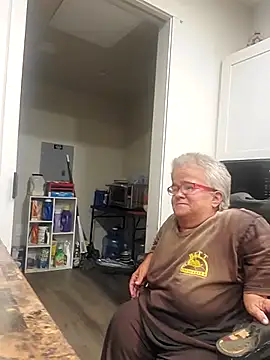 smokinhotshorty online show from 07/17/26, 04:23
