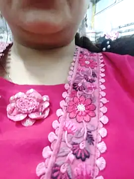 Snapshot of Reha_69 chatting on 06/08/26, 01:00 Reha 69 online show from 06/08/26, 01:00