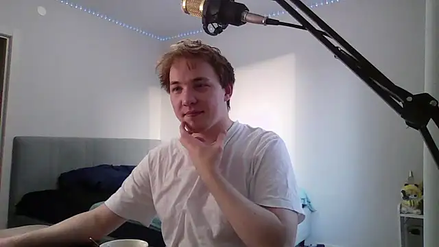 Snapshot of mxmplay chatting on 05/11/26, 02:45 mxmplay online show from 05/11/26, 02:45