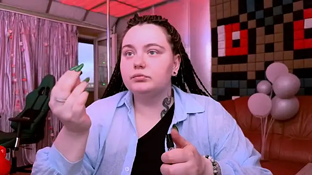 CatherineClaire online show from 06/17/26, 04:30