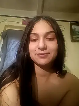 Snapshot of amira1348 chatting on 04/25/26, 02:58 amira1348 online show from 04/25/26, 02:58