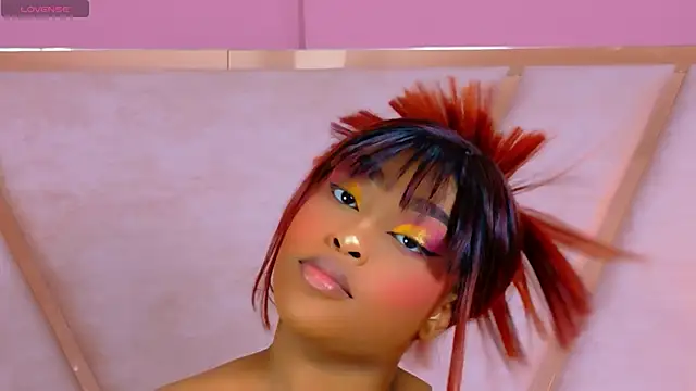 TiannahGlow online show from 04/29/26, 12:42
