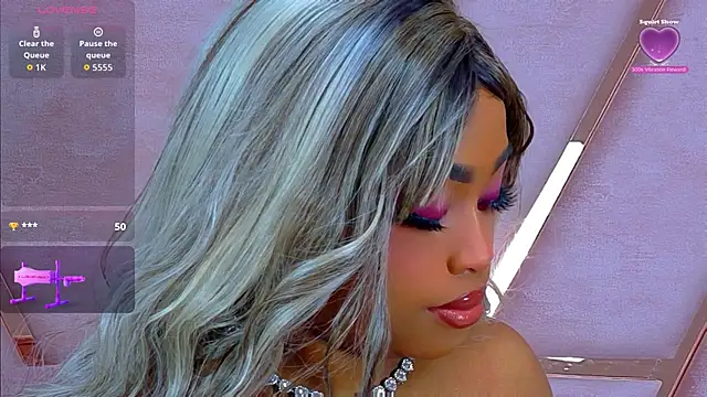 TiannahGlow online show from 05/30/26, 12:57