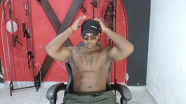 zoriel bigcock online show from 04/25/26, 06:27