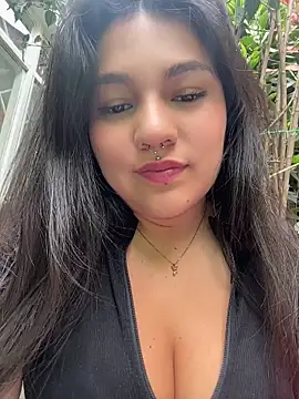 emily gv1 online show from 06/18/26, 04:00