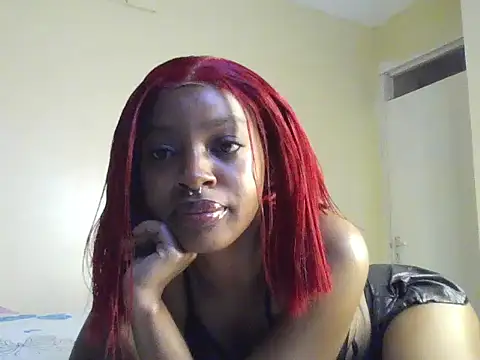 Snapshot of NylaMoon chatting on 05/25/26, 05:13 NylaMoon online show from 05/25/26, 05:13