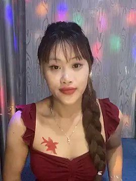 Snapshot of Ly-sexyy chatting on 04/25/26, 04:15 Ly-sexyy online show from 04/25/26, 04:15
