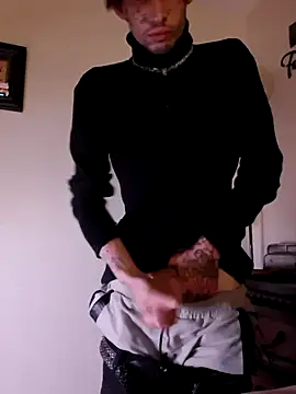 CamsWRLD online show from 05/24/26, 06:13