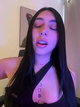IsabellaNoir  online show from 06/30/26, 04:41