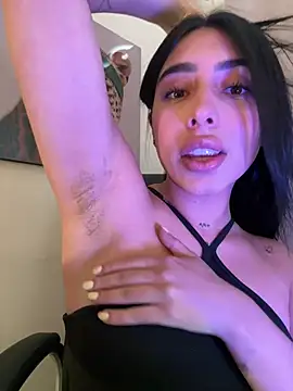 IsabellaNoir  online show from 07/17/26, 05:51