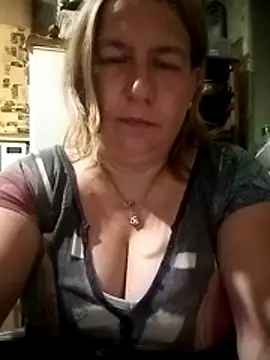 AnnaGlory38 online show from 06/10/26, 11:13