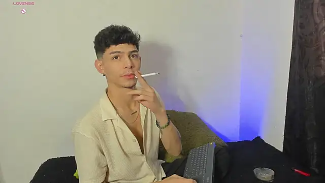  IanLark online show from 05/22/26, 02:12