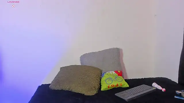  IanLark online show from 05/31/26, 10:55
