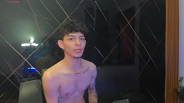 IanLark online show from 06/16/26, 01:58