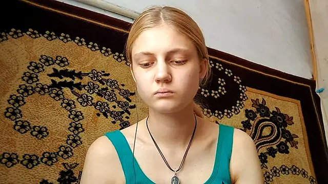Snapshot of LunaLaday chatting on 07/16/26, 04:51 LunaLaday online show from 07/16/26, 04:51