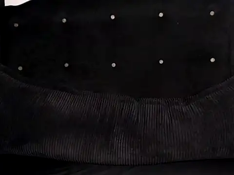Enchantriss online show from 07/06/26, 04:20