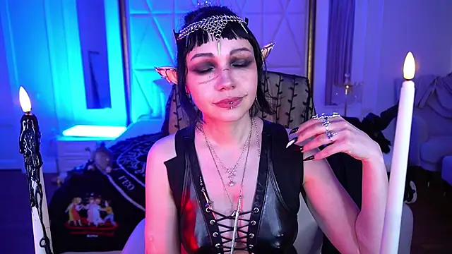 OutfitObsession online show from 07/25/26, 04:37