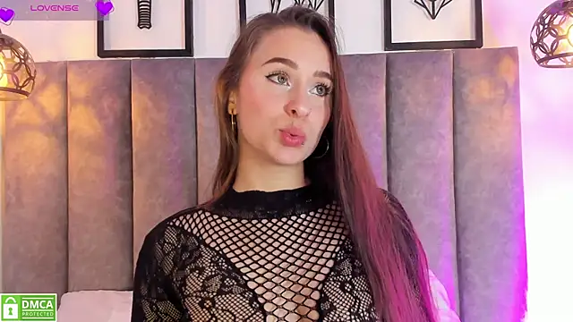 Snapshot of Vanne_Queen_ chatting on 08/02/26, 01:31 Vanne Queen online show from 08/02/26, 01:31