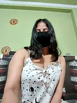 Priya 9945 online show from 06/23/26, 04:10