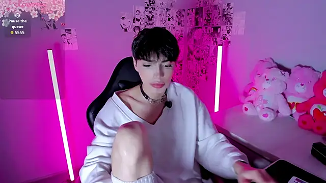 Snapshot of Sakura_Kitty_ chatting on 04/25/26, 03:09 Sakura Kitty online show from 04/25/26, 03:09