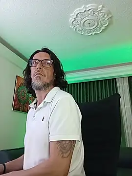 DaddyLolii online show from 08/03/26, 11:08