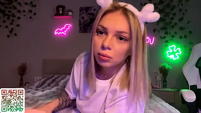 CandyRass online show from 05/03/26, 07:36