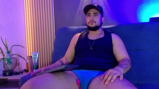 Marcus Aress online show from 05/25/26, 07:42