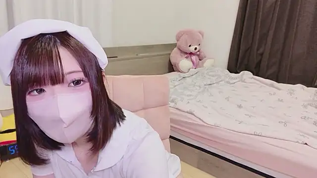 Snapshot of hiyo0001 chatting on 05/10/26, 12:21 hiyo0001 online show from 05/10/26, 12:21