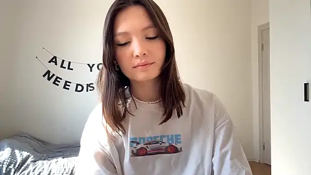 RochelTrewhitt online show from 04/25/26, 12:19