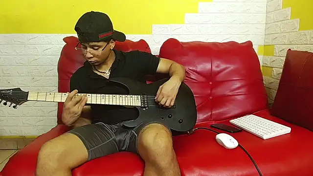 jbarto  online show from 05/22/26, 02:51