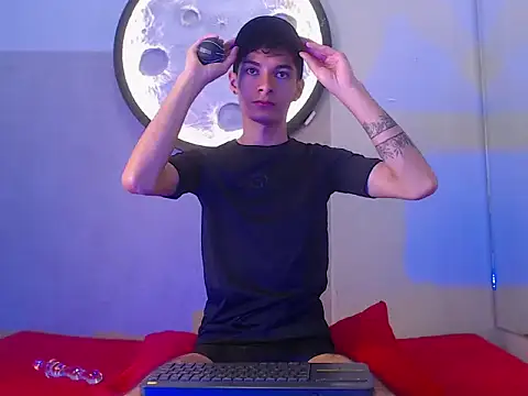 Yefersonyoss online show from 05/08/26, 08:25
