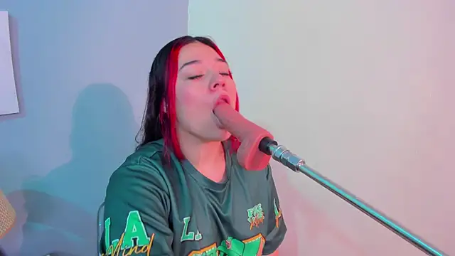 Sabrinna fox online show from 06/09/26, 07:25