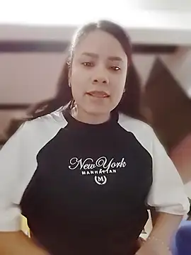 Nicol Alvarez1 online show from 07/10/26, 10:12