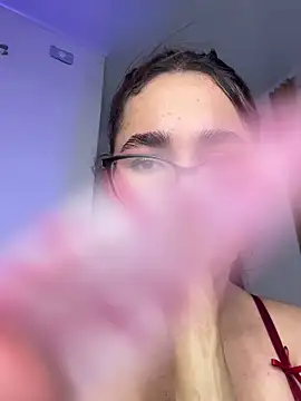 Snapshot of mia_khalaf chatting on 05/16/26, 02:30 mia khalaf online show from 05/16/26, 02:30