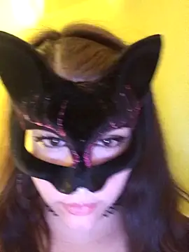 Snapshot of Conejita69n_n chatting on 05/13/26, 04:21 Conejita69n n online show from 05/13/26, 04:21
