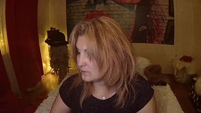 Divineblond online show from 01/11/25, 07:49