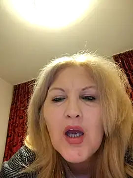 Divineblond online show from 01/21/25, 07:17