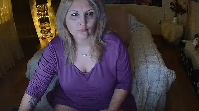 Divineblond online show from 01/23/25, 04:19