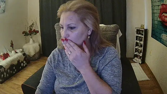 Divineblond online show from 01/24/25, 02:30