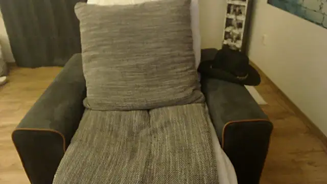 Divineblond online show from 01/25/25, 08:00