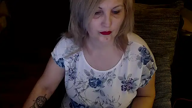 Divineblond online show from 01/31/25, 11:03