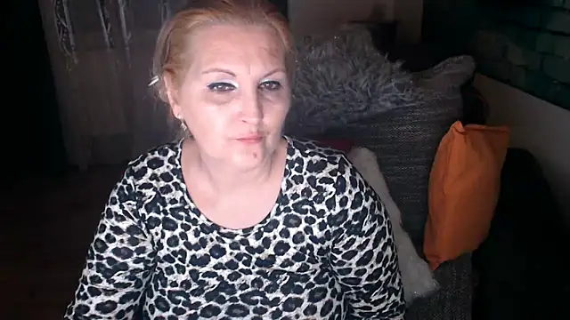 Divineblond online show from 02/01/25, 10:55